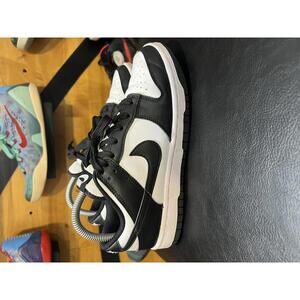 Nike Wmns Dunk Low 'Black White'